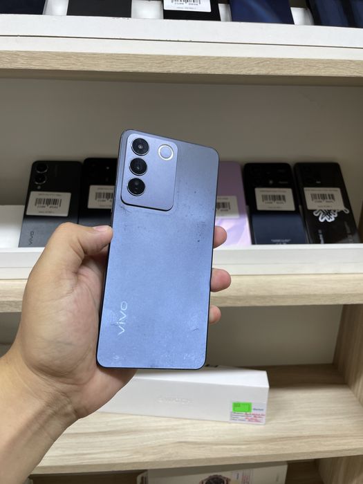 Телефон Vivo V27e 128gb
