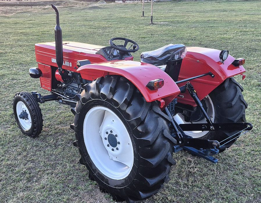 se vinde tractor UTB 550 SUPER