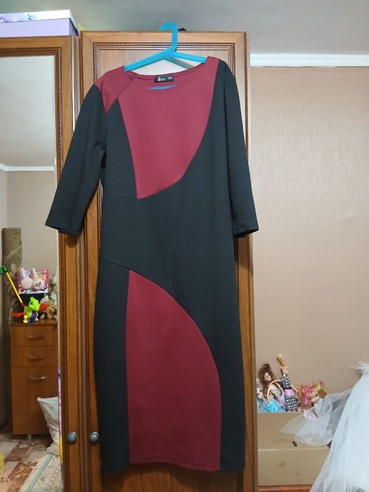 Продам платья...