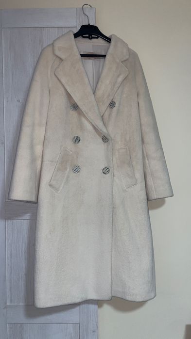 Пальто демисезон короткошерстное