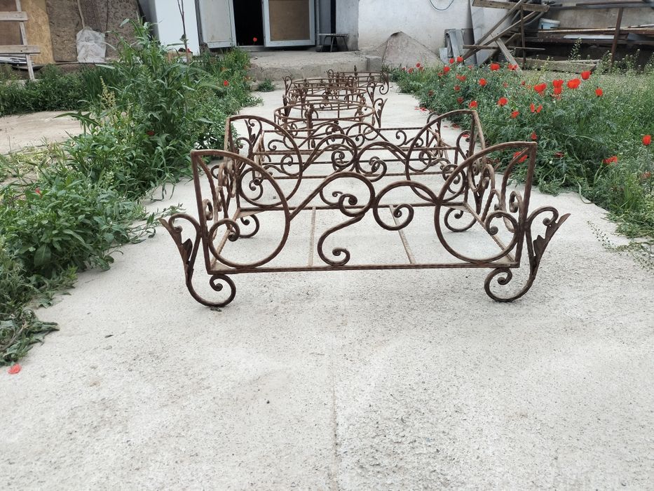 Подставка для сундуков