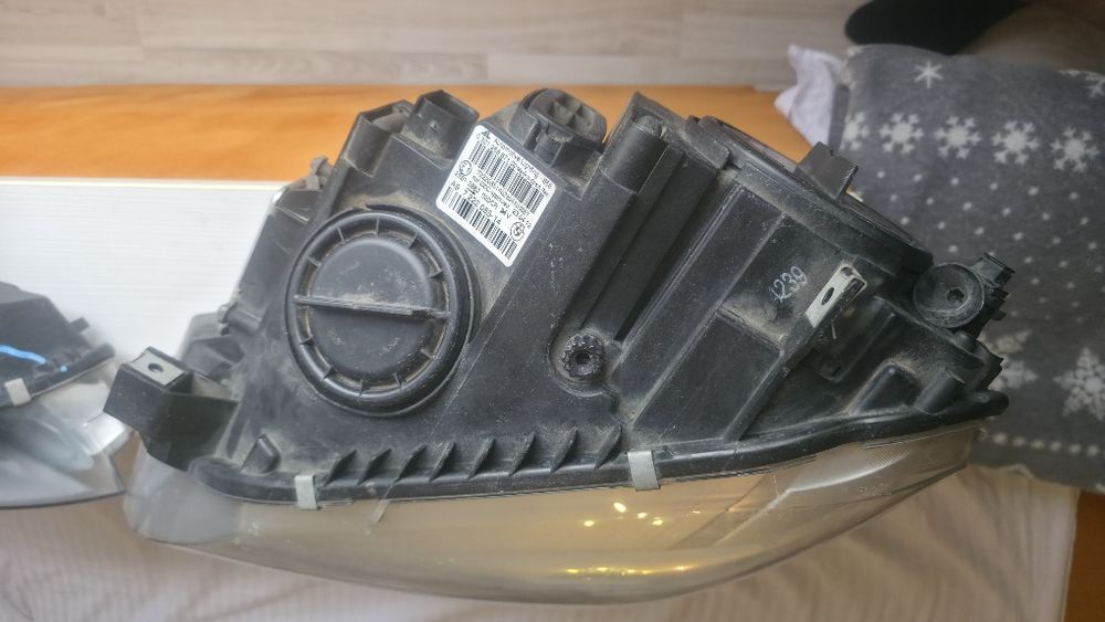 Vand faruri bmw seria 6