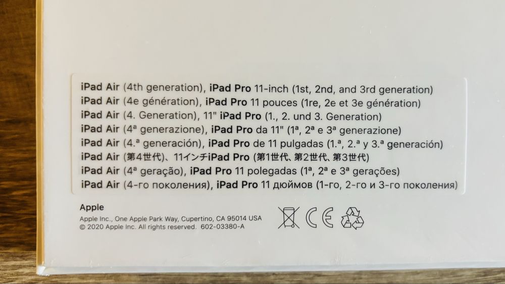 Husa iPad tableta 11 inch Smart Keyboard folio cu tastatura NOU-SIGILAT