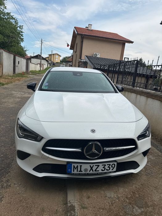 Продавам Мерцедес  CLA 180 2022