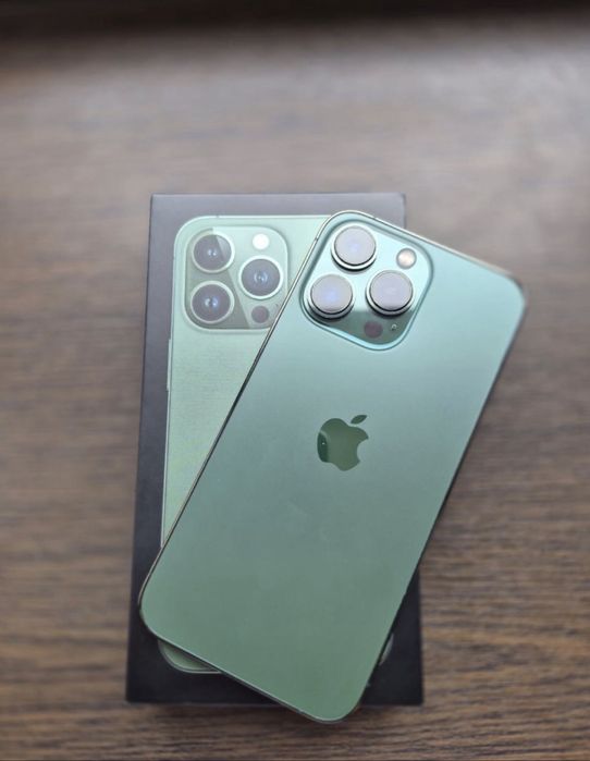 Продам Iphone 13pro
