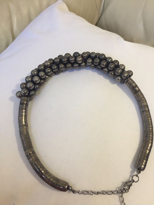 Дамско колие