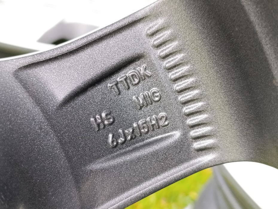 Jante 15" Dezent 5x100 (VW-Skoda-Seat) ca noi