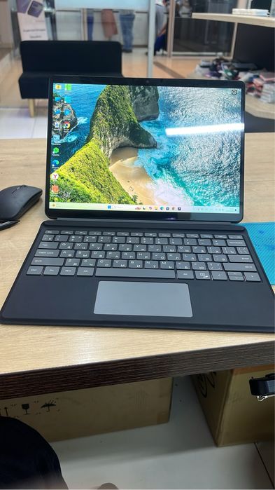 Планшет на windows 16/512гб