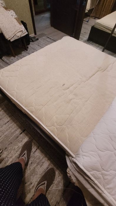 Отдам матрас, самовывоз!