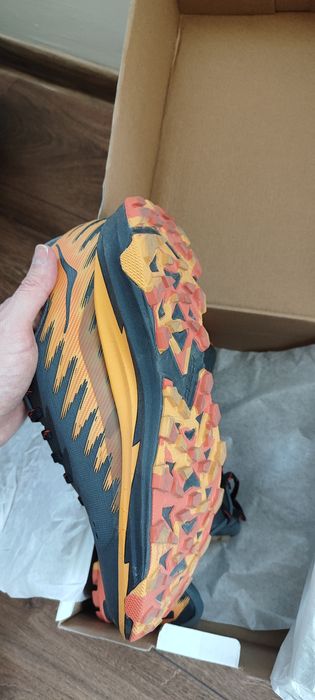 Дамски маратонки HOKA