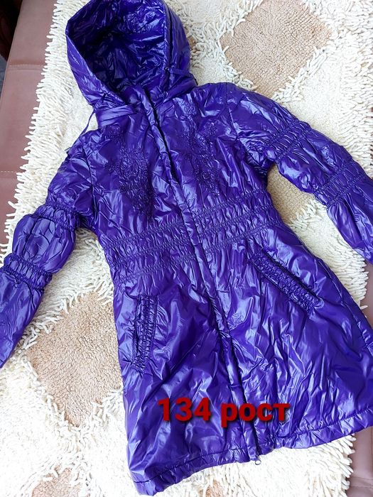 Демисезонный плащ, куртка для девочки. Рост 134.