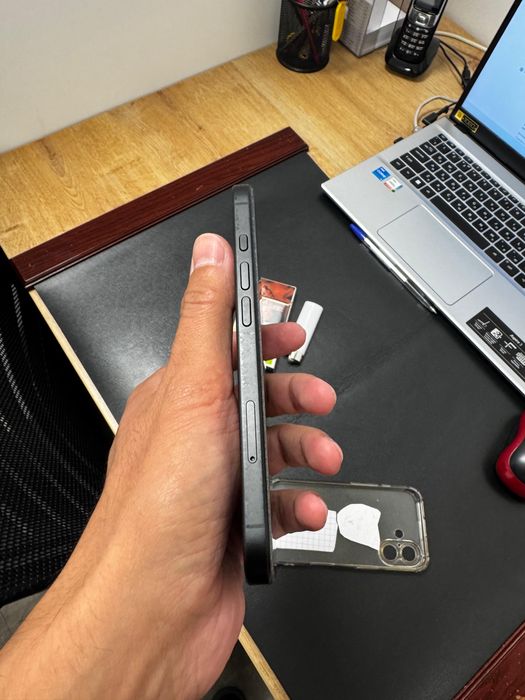 Iphone 16, 128 Gb, батарея 98%