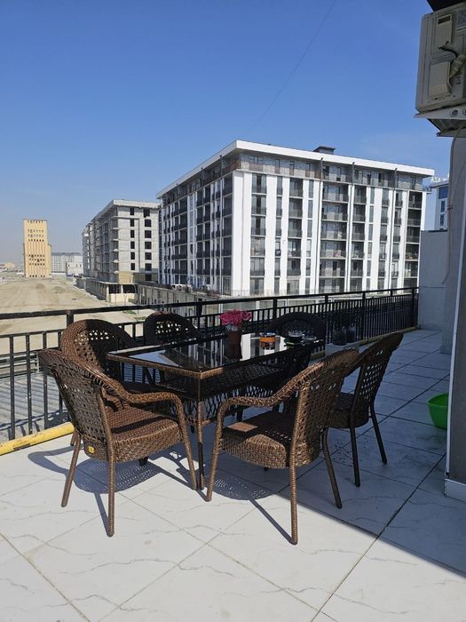 Бухара Сити,  3 этаж 2 хоналик квартира срочно арендага берилади