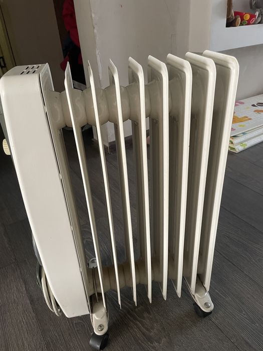 Продам масляный радиатор, обогреватель.