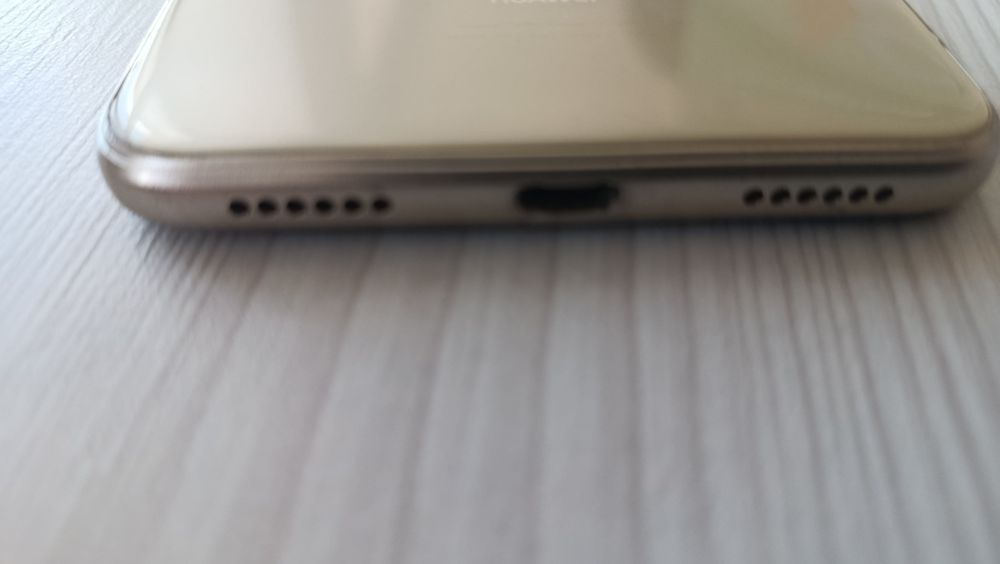 Телефон Huawei p8 lite 2017