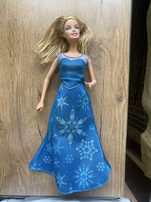 Продаються куклы барби