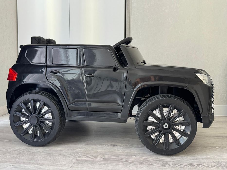 Электромобиль Lexus,новая