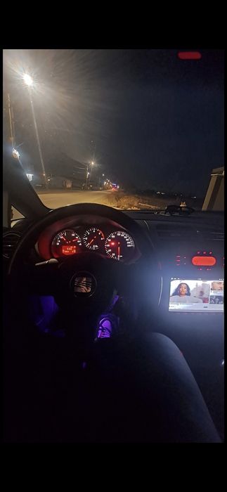 Vând Seat Leon 1.9 diesel.