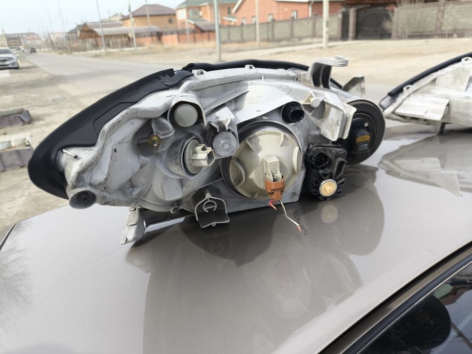 Фары Тойота Камри 30 европеец