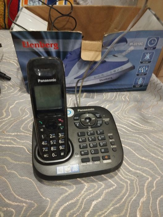 Продам домашний телефон б/у