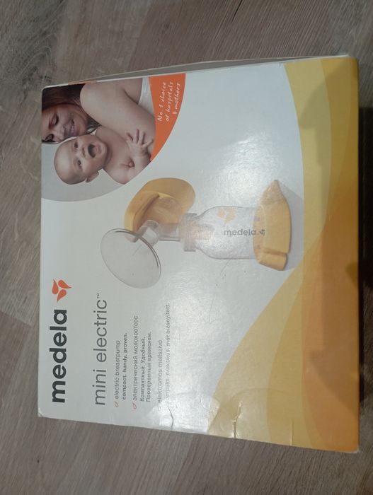 Молокоотсос "Medela"