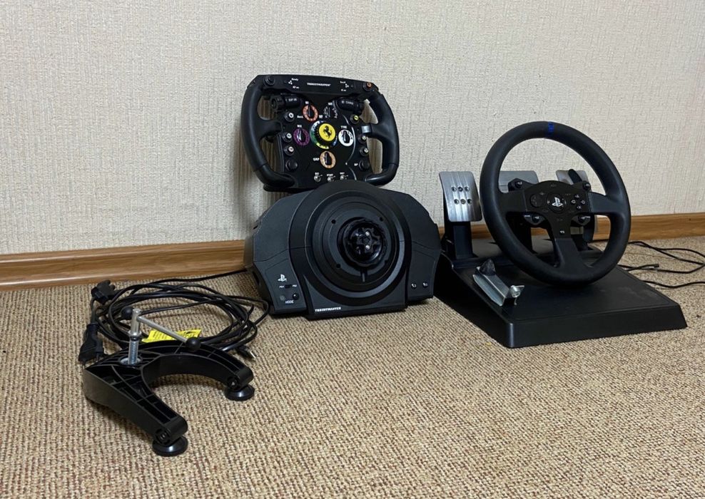 Playseat кокпит игровой руль thrustmaster t300 rs gt