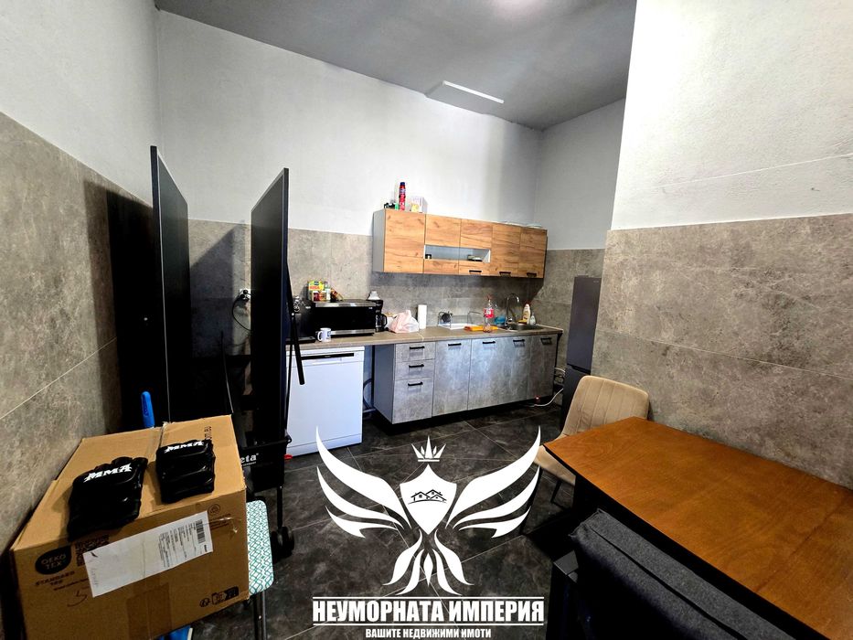 Дава се под наем Заведение в Асеновград - 115 кв.м за 730 € - Снимка #12