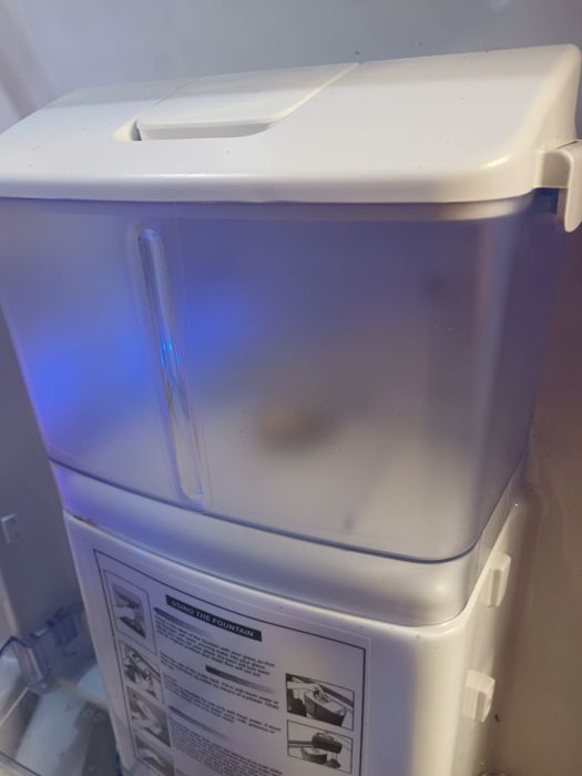 Vând frigider preț 500 Lei