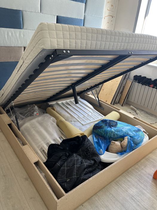 Кровать двухспальная