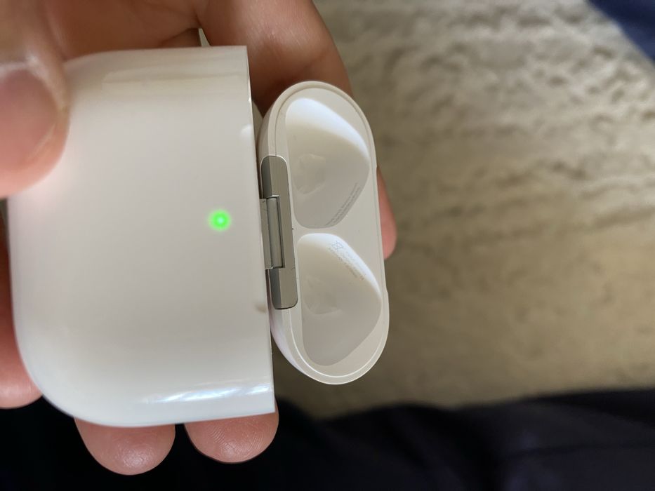 Кейс от наушников airpods 4