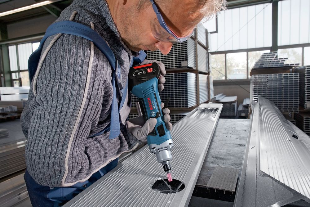 Шлифмашина прямая аккумуляторная BOSCH GGS 18 V-LI