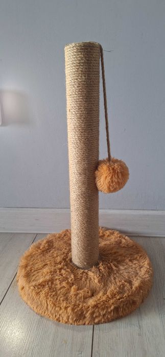 Когтеточка-столбик для кошек