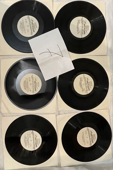 Виниловые до пластинки