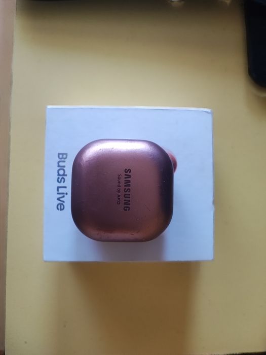Bluetooth слушалки Samsung Galaxy Buds Live