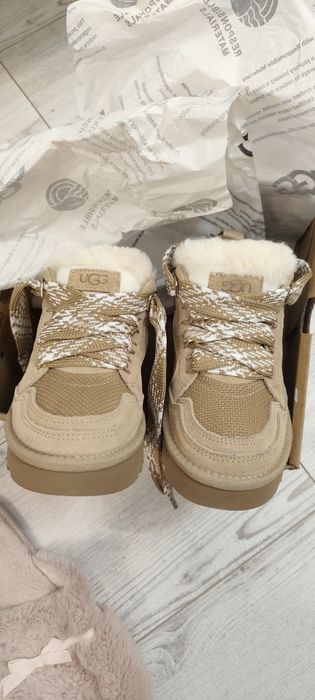 Pantofi sport UGG  cu insertii de piele intoarsa Lowmel, Maro nisip
