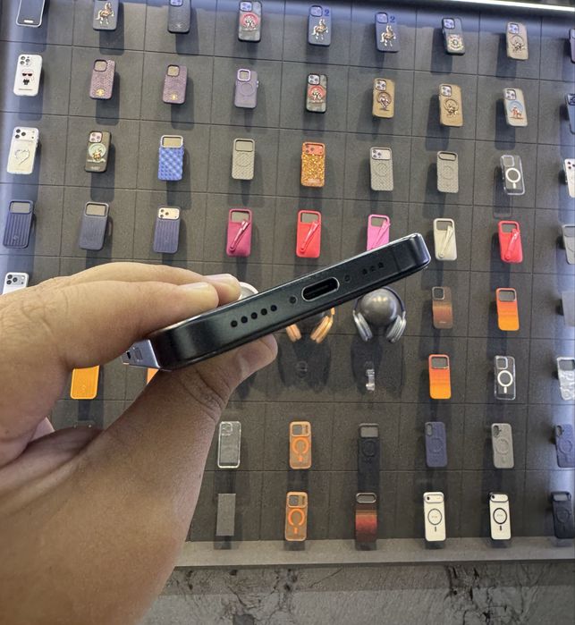 iPhone 16 pro 256Gb