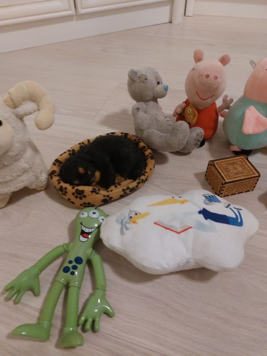 Игрушки мягкие,  кукла