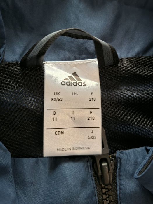 Adidas-Ориг. Тънко яке Ново!