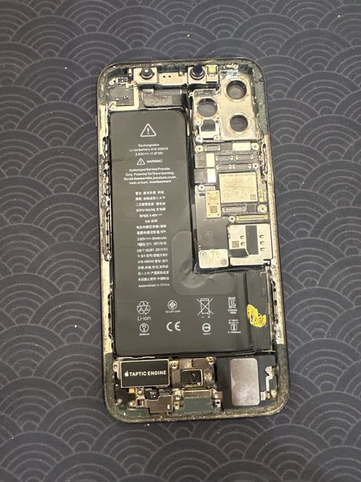 iPhone 11 pro 64gb на запчасть