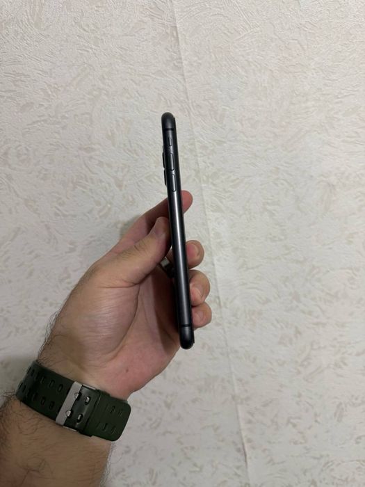 IPhone 11 64 GB продам срочно