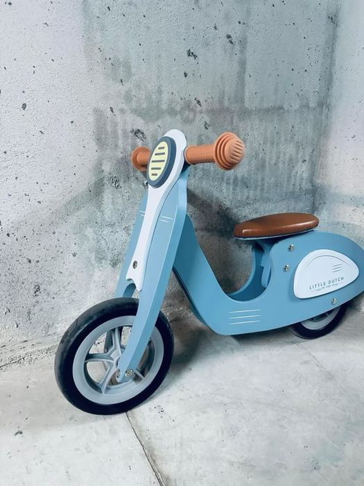 Дървено Балансно Колело Blue Vespa