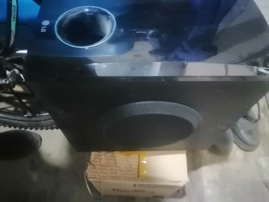 Сабвуфер + 4 колонки