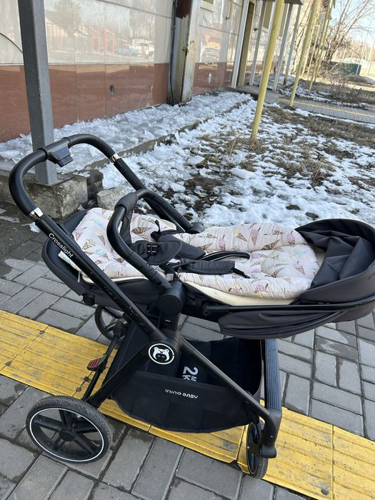 Коляска прогулочная