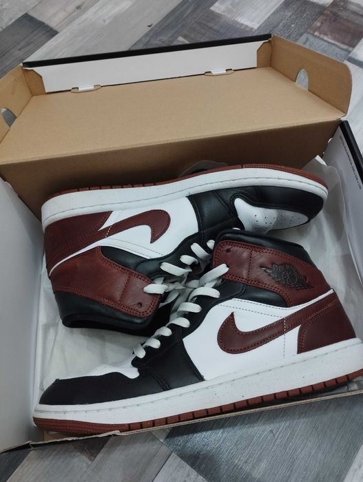 Маратонки Air Jordan 1