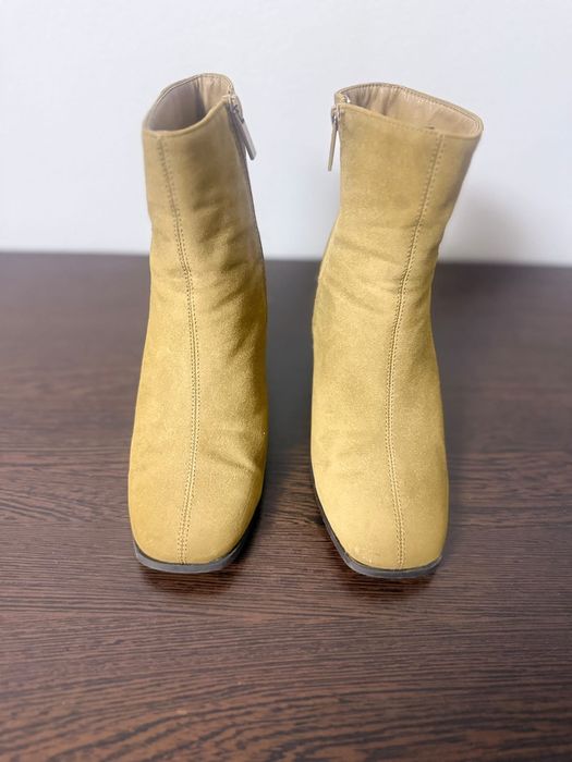 Botine Primark bej-camel, toc gros 7 cm, mar. 37