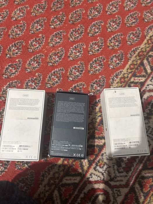 Продам коробки от модильных телефонов