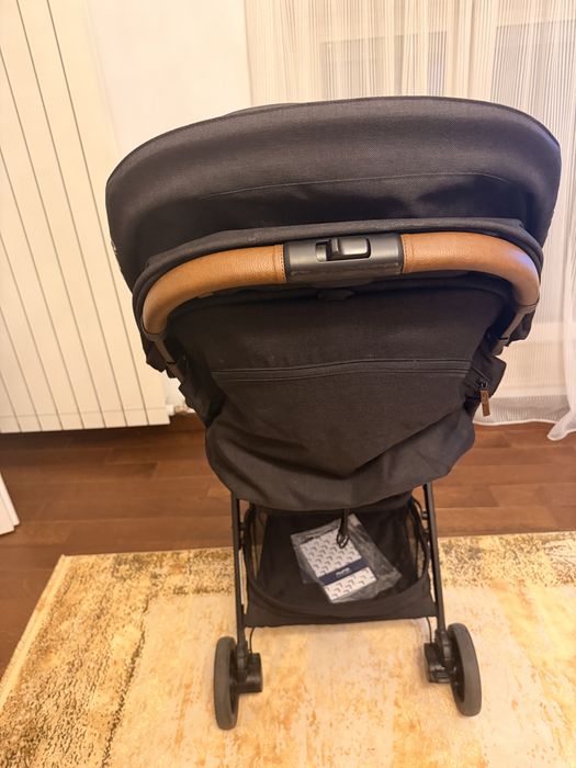 Carucior Nuna TRVL Caviar