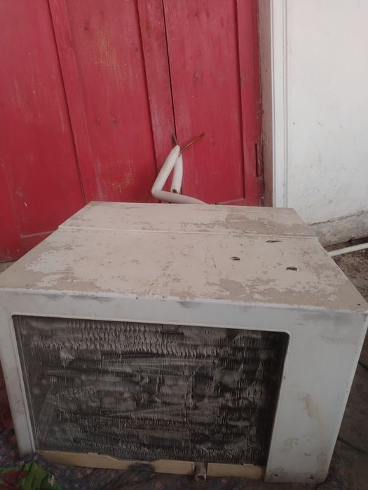 Xaladelnik sotiladi xolati yaxshi