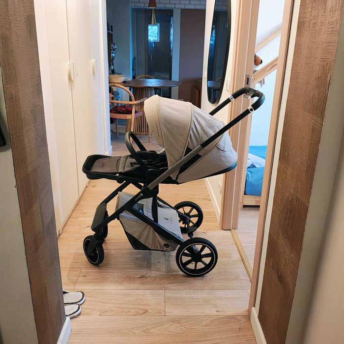 Cărucior Cavoe Moi + și accesorii