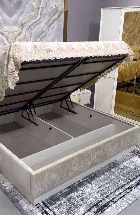 Спальни гарнитур